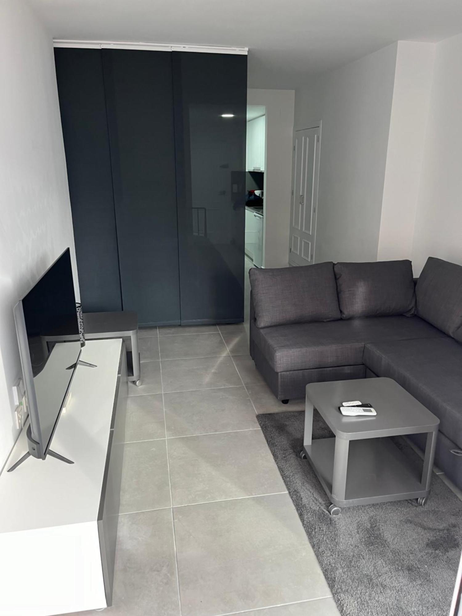 Apartment 1 Minute Walking From Playa Del Cura تورّيفيِخا المظهر الخارجي الصورة